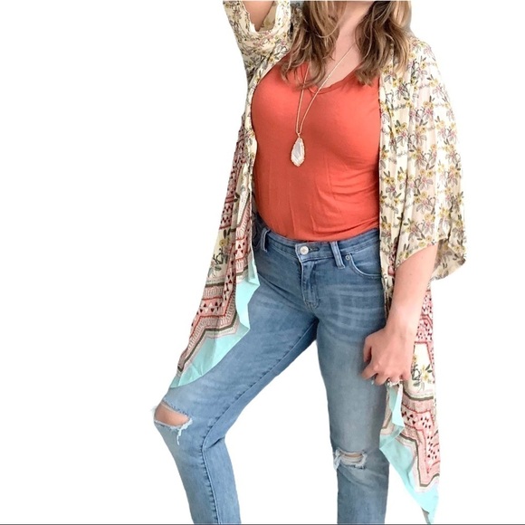 Francesca’s Blue Rain Floral Boho Chic Long Floral Kimono Size Small - Picture 2 of 16